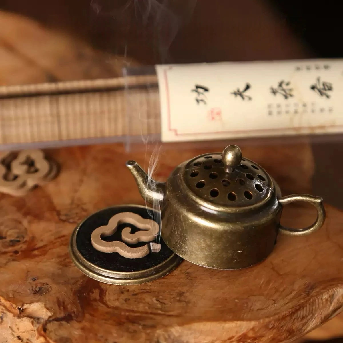 Protection & Peace – Tibetan Cloud Incense Slices