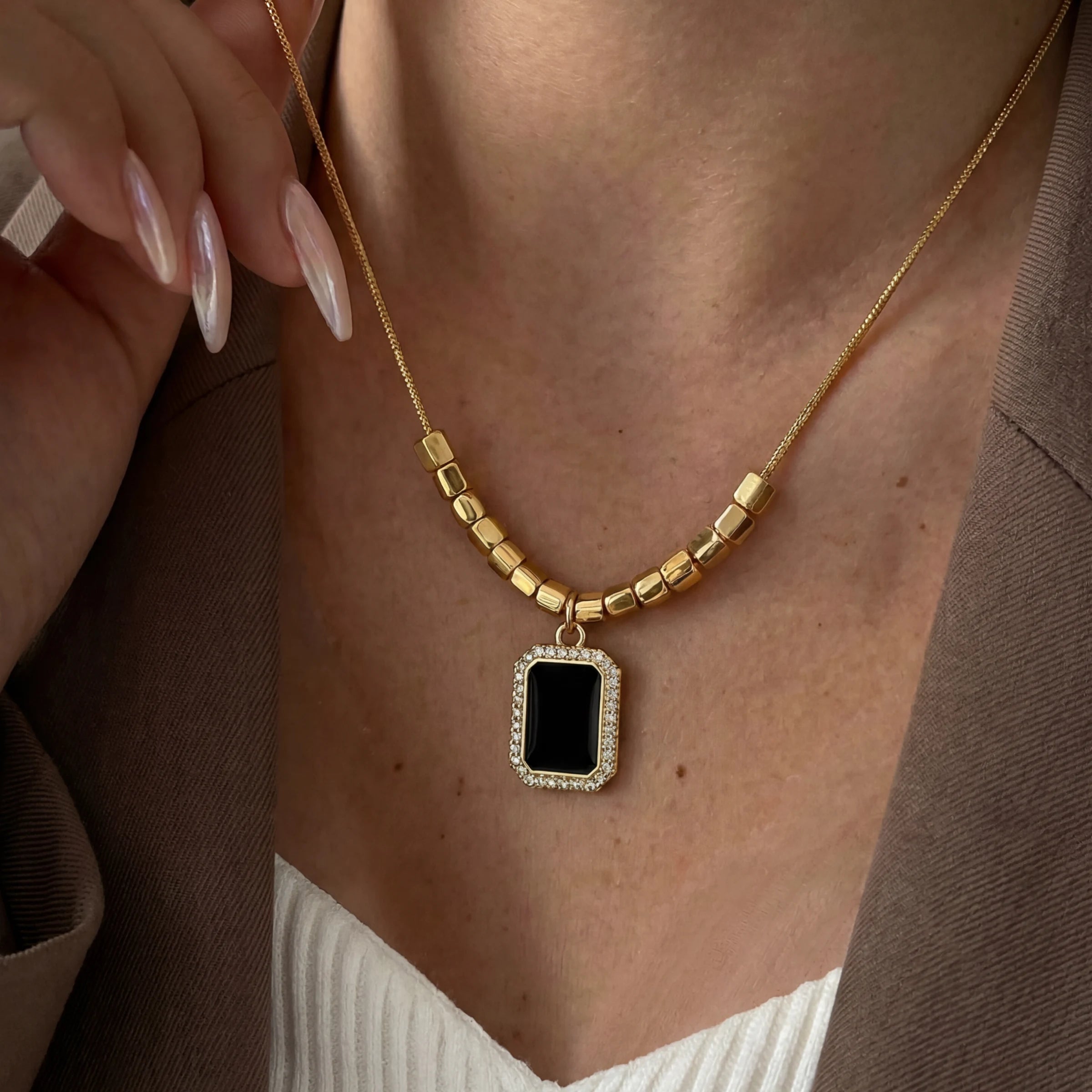 Strength & Radiance – Black CZ Halo Necklace