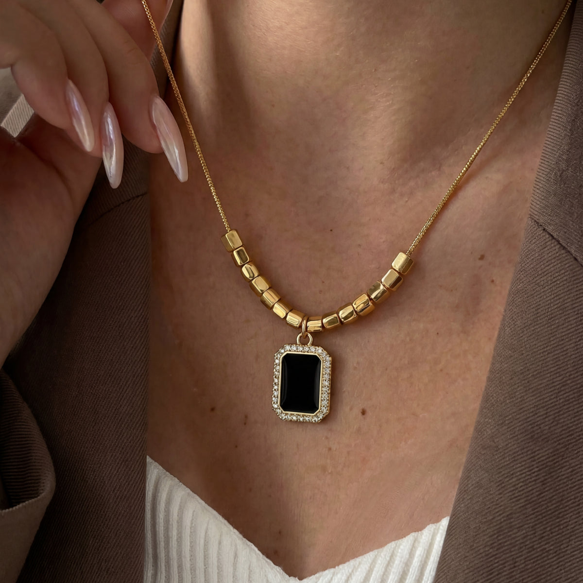 Strength & Radiance – Black CZ Halo Necklace