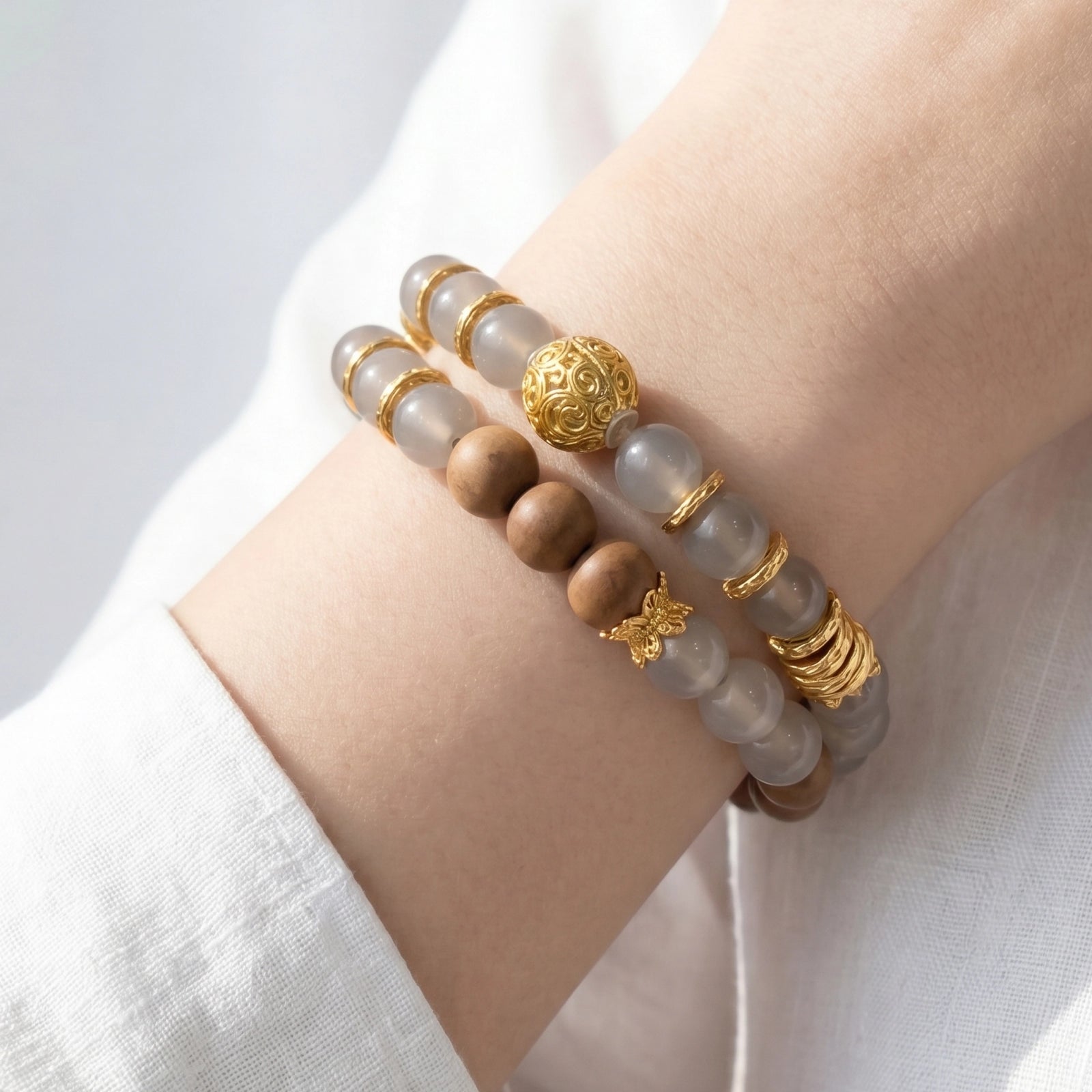 Grounded Prosperity – Gray Agate & Sandalwood Double-Wrap Bracelet