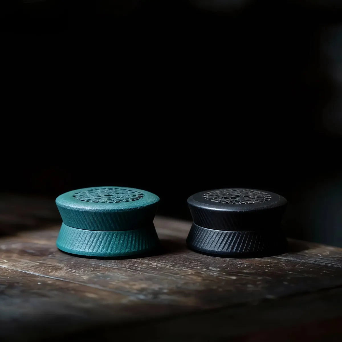 Stillness & Flow – Alloy Openwork Mini Incense Burner Set